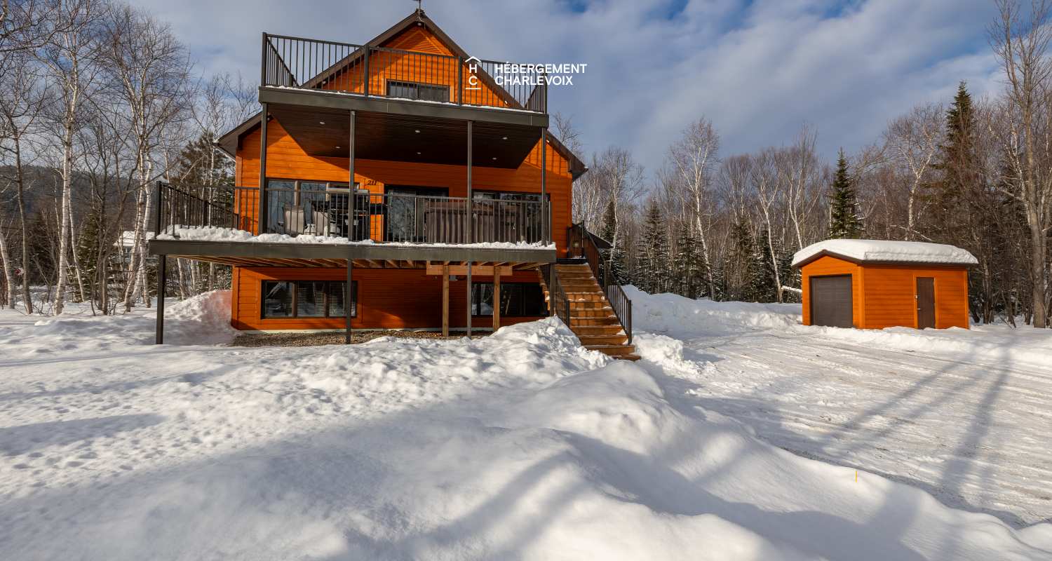 APO-211 - Beautiful windows and wood to inspire