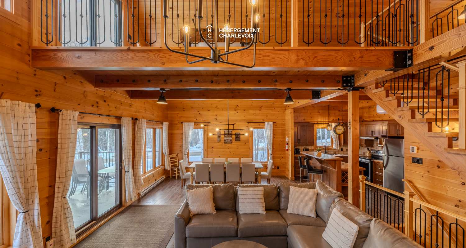 APO-211 - Beautiful windows and wood to inspire