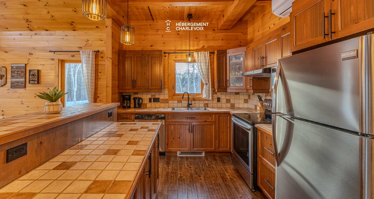 APO-211 - Beautiful windows and wood to inspire