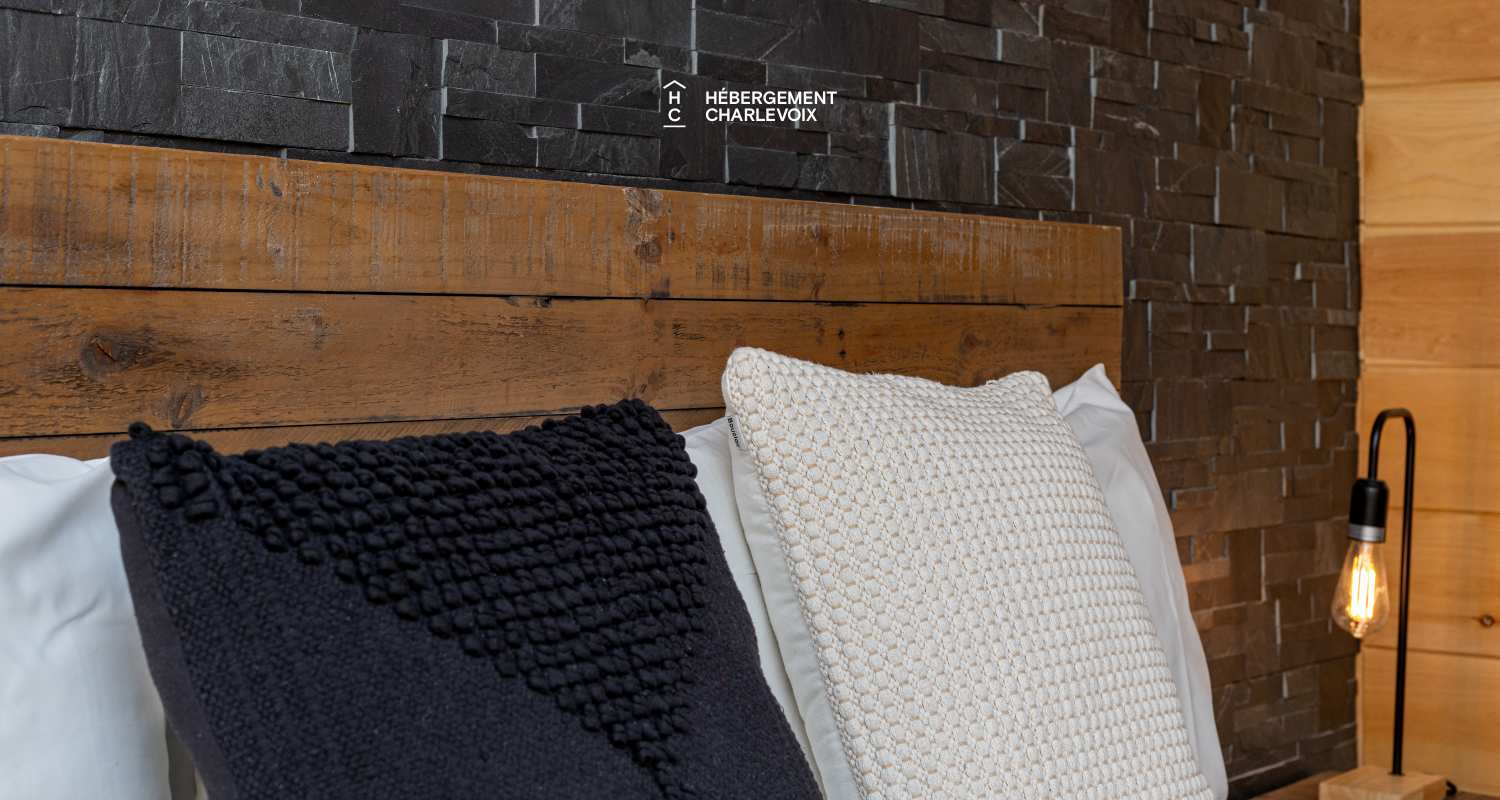 APO-211 - Beautiful windows and wood to inspire