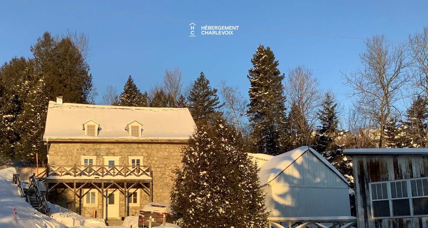 ART-4 - NEW - In a 200 year old mill ... a few steps from Baie-St-Paul