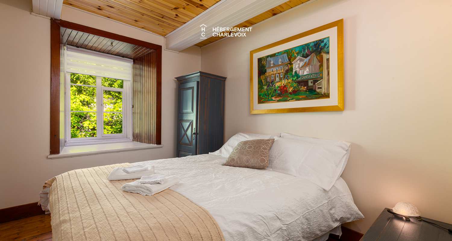 ART-4 - NEW - In a 200 year old mill ... a few steps from Baie-St-Paul