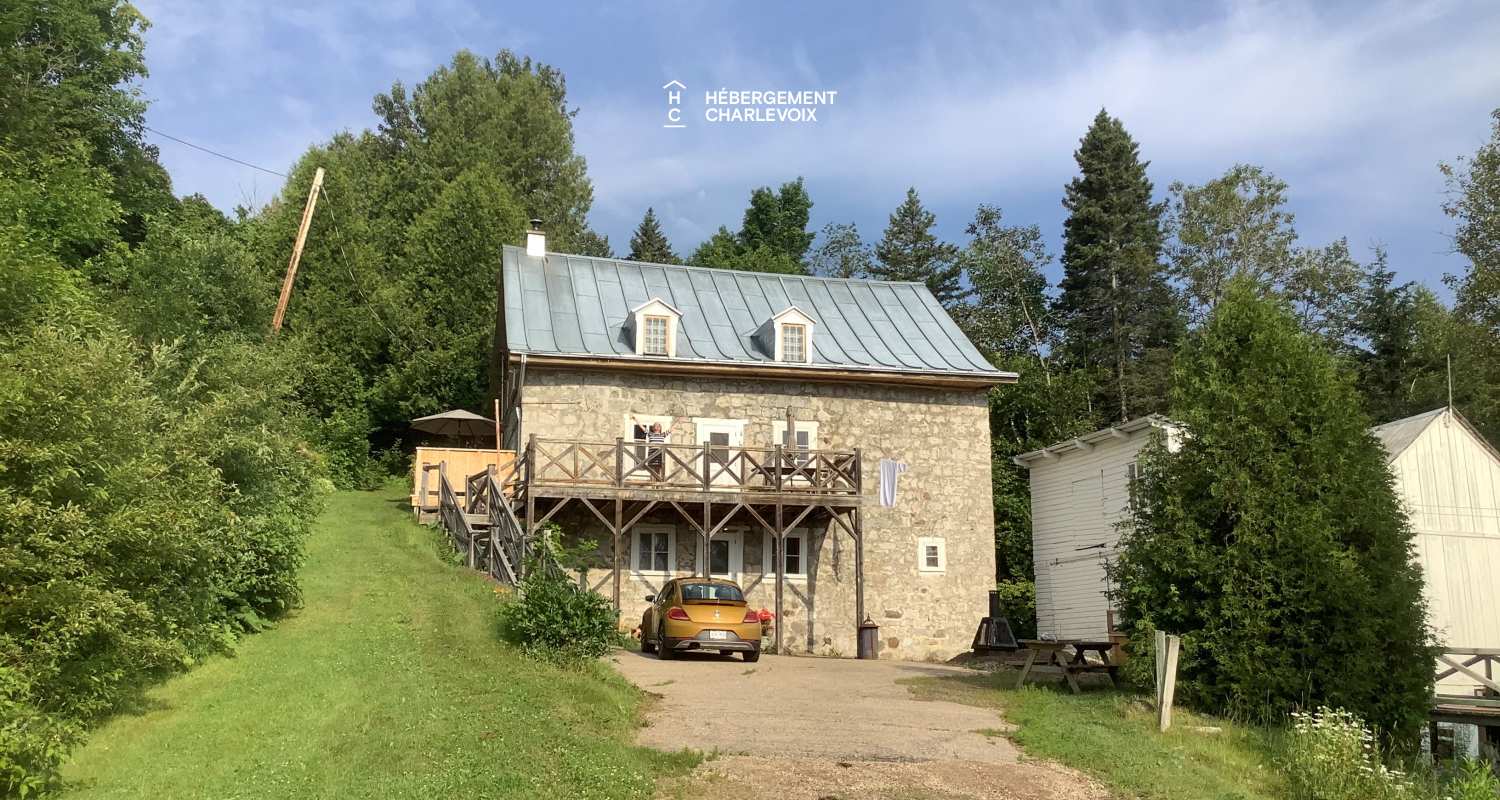 ART-4 - NEW - In a 200 year old mill ... a few steps from Baie-St-Paul