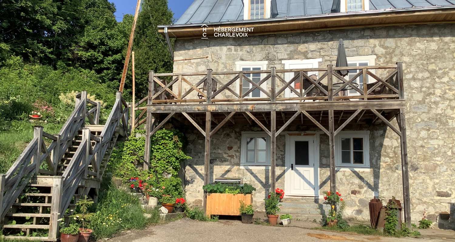 ART-4 - NEW - In a 200 year old mill ... a few steps from Baie-St-Paul