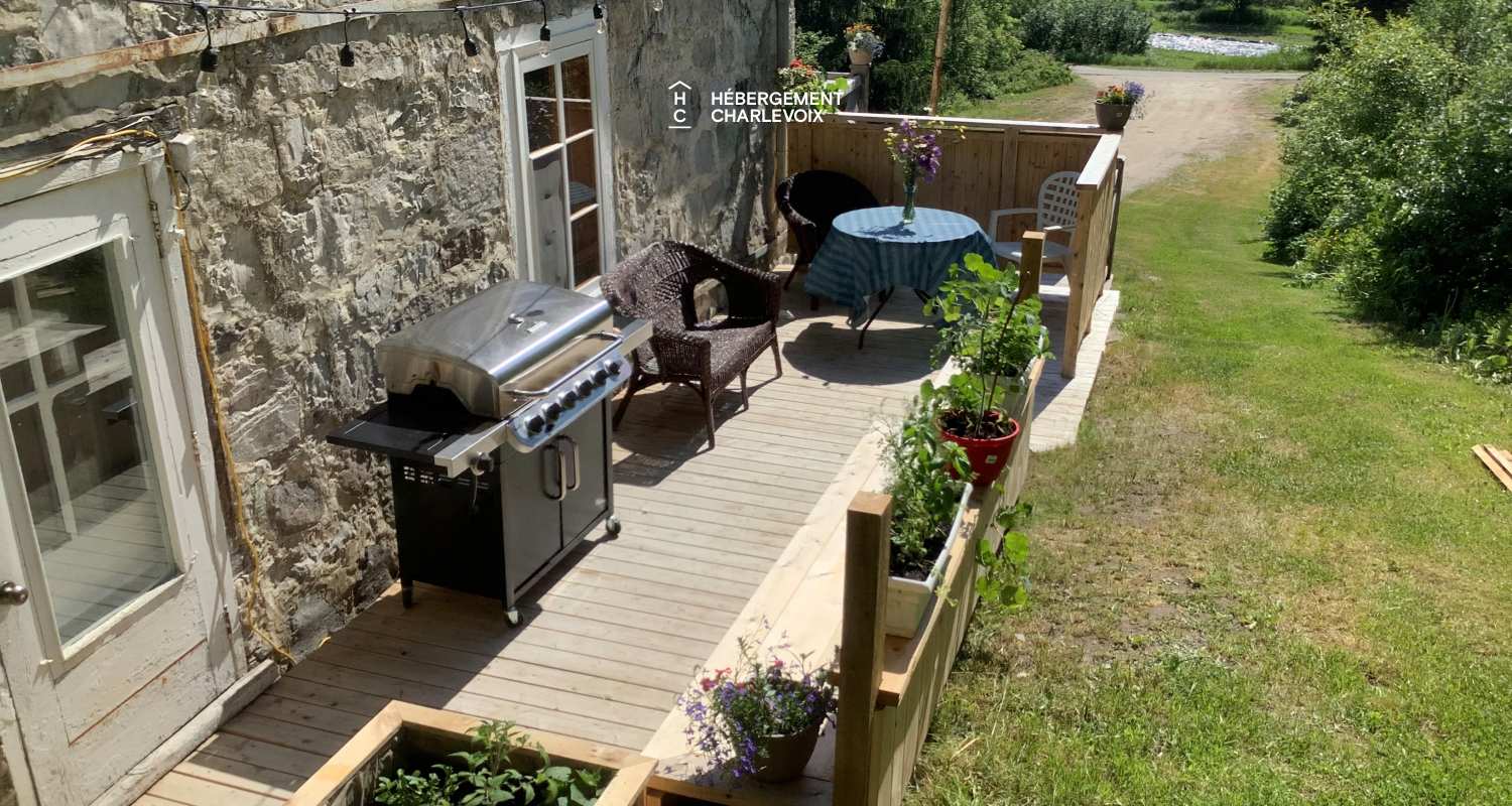 ART-4 - NEW - In a 200 year old mill ... a few steps from Baie-St-Paul