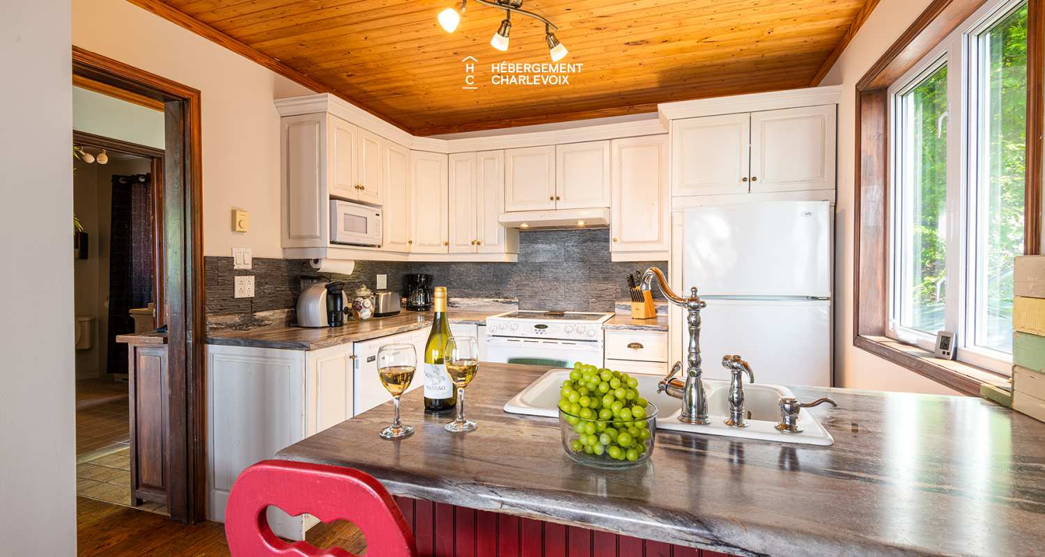 ASC-13 - Warm and modern residence ideally located