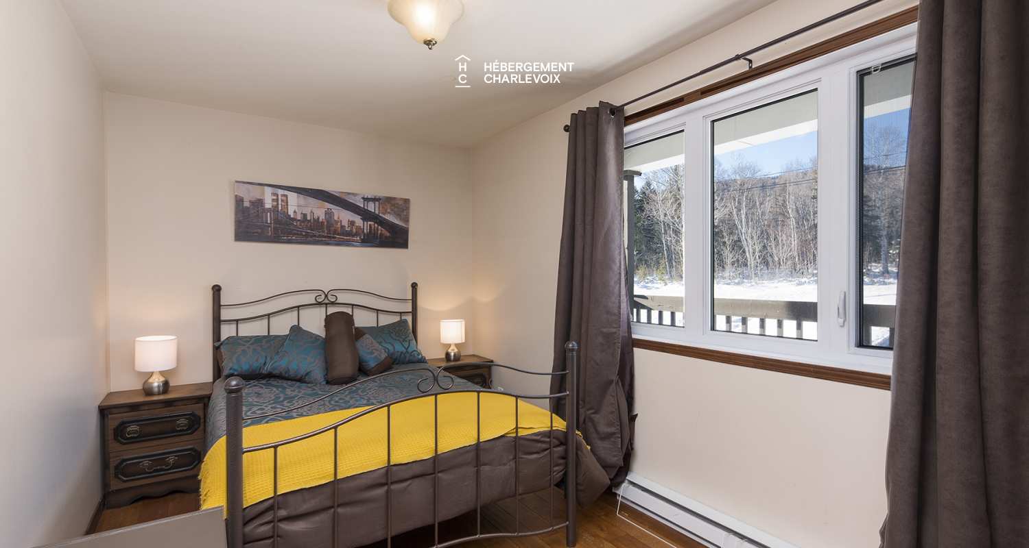 AVA-269 - Chalet near the Gabrielle-Roy Trail in Petite-Rivière St-François