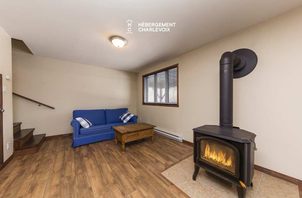 AVA-269 - Chalet près du sentier Gabrielle-Roy à Petite-Rivière St-François