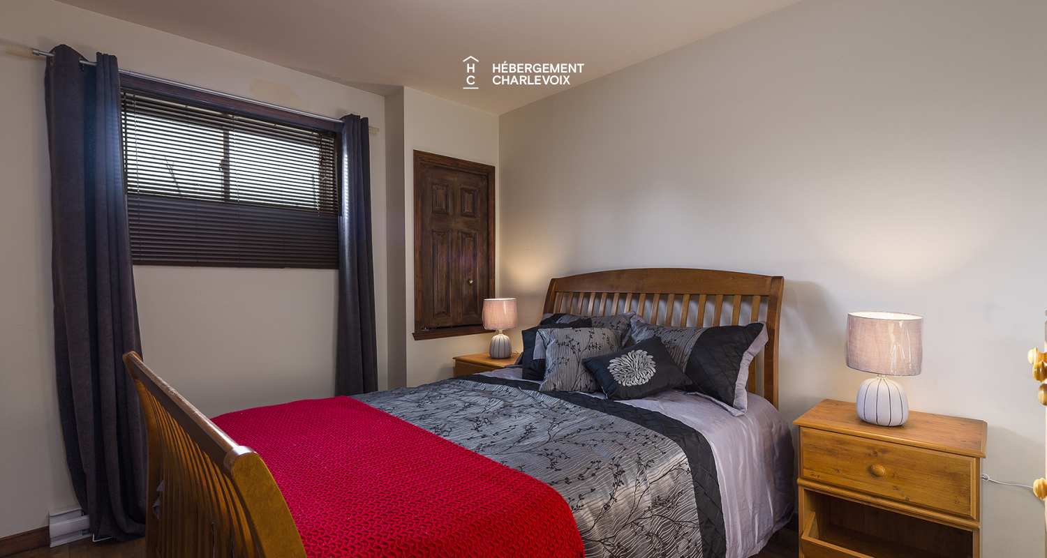 AVA-269 - Chalet near the Gabrielle-Roy Trail in Petite-Rivière St-François