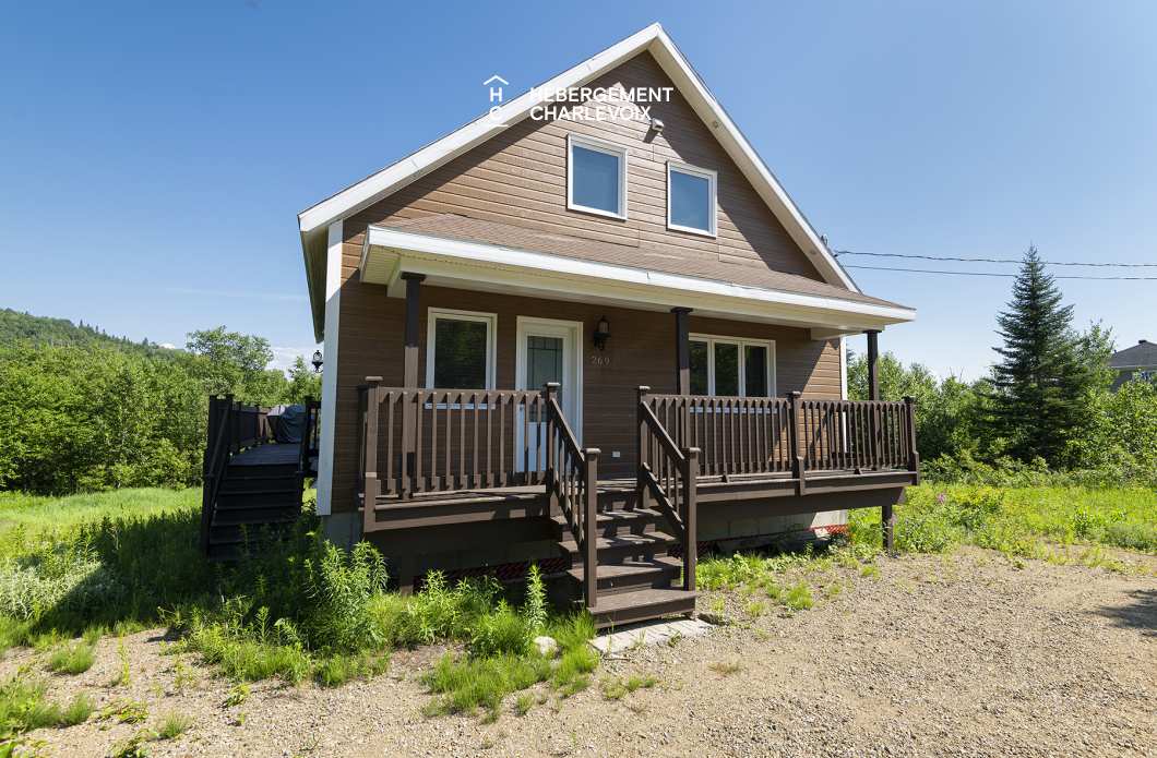AVA-269 - Chalet près du sentier Gabrielle-Roy à Petite-Rivière St-François