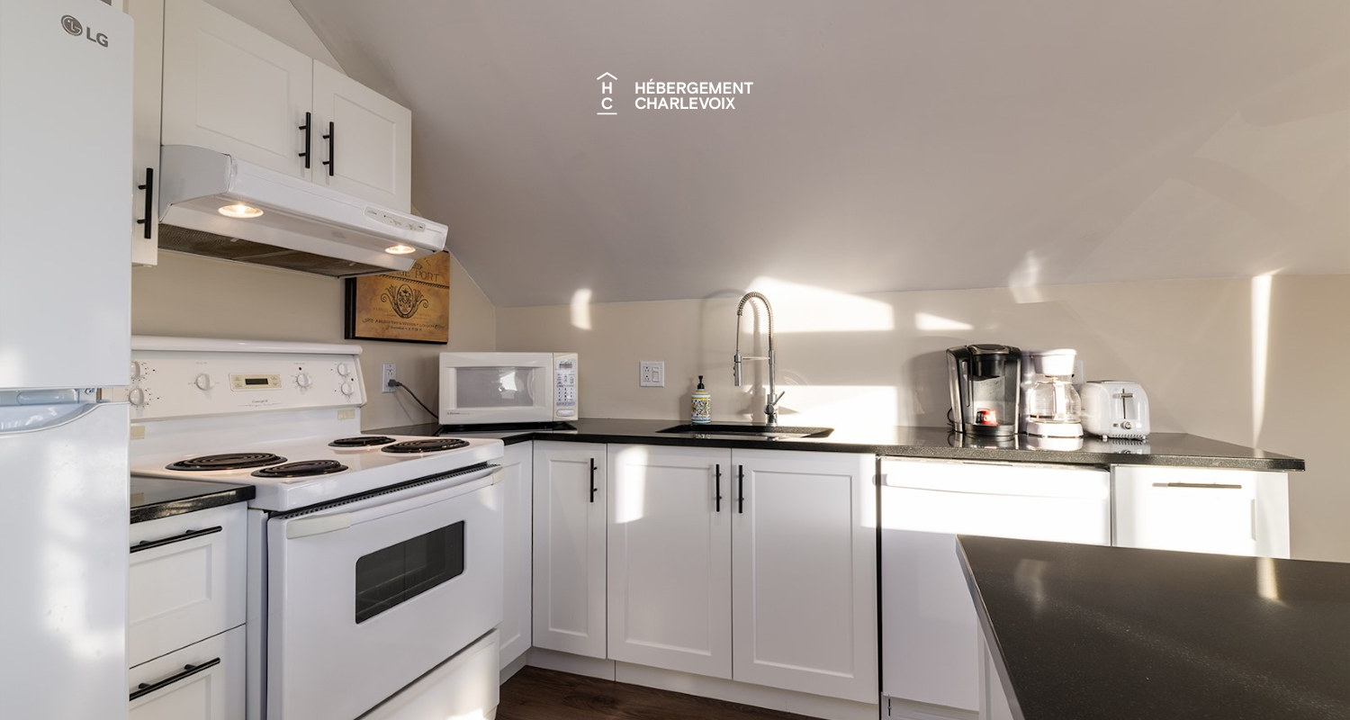 BAL-10-2 - Exceptional view on the St-Laurent river