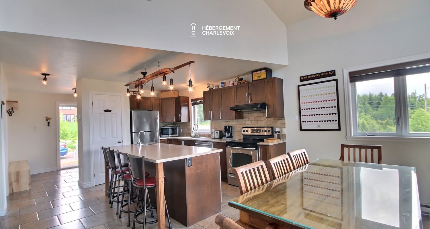 BAR-17 - An outside spa for the four seasons