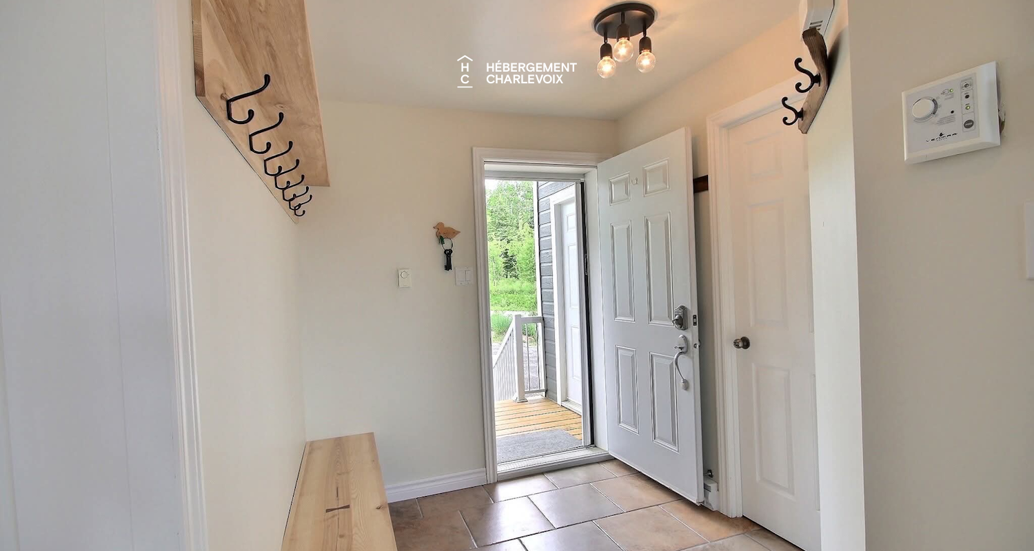 BAR-17 - An outside spa for the four seasons