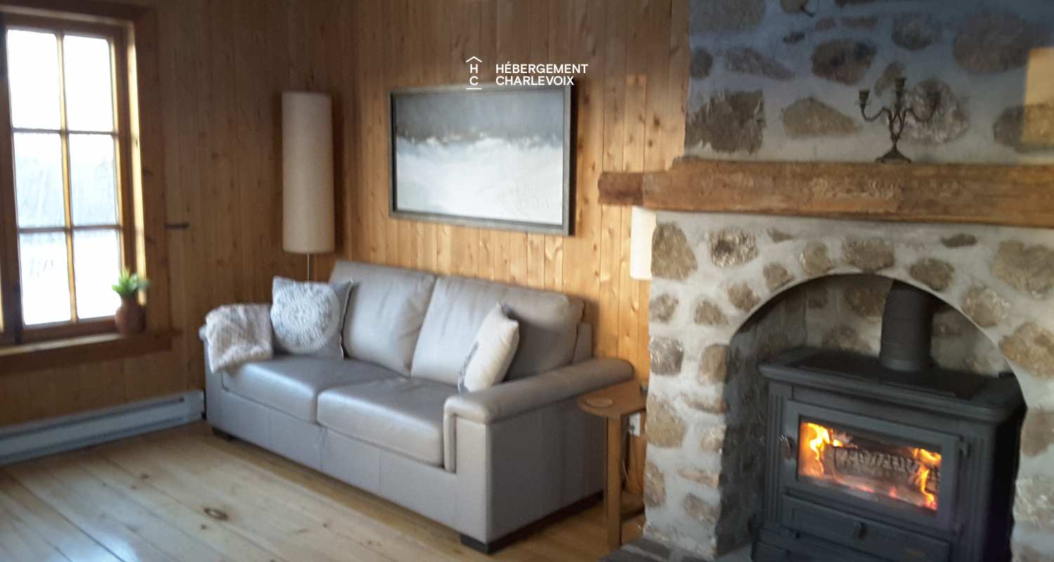 BEL-3 - An erstwhile charming cottage in the heart of the hinterland of Charlevoix