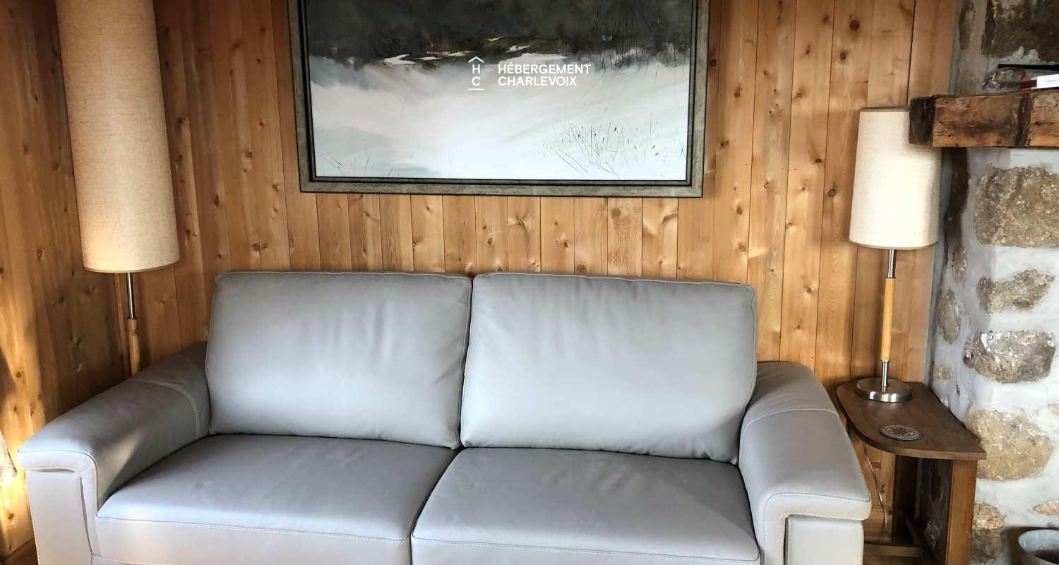 BEL-3 - An erstwhile charming cottage in the heart of the hinterland of Charlevoix