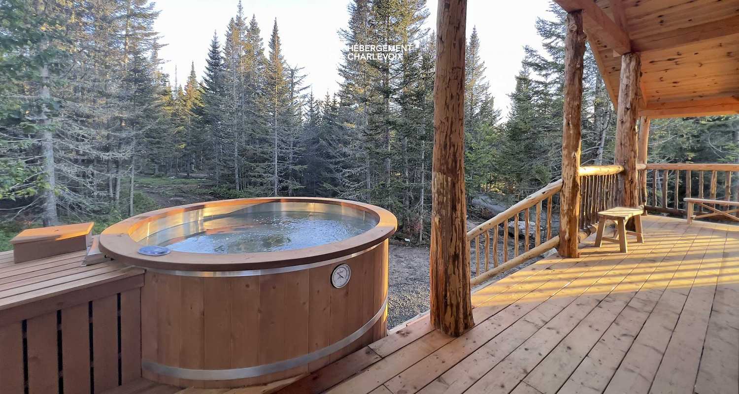 CAB-95 - Located in nature, in the heart of Charlevoix in the boreal forest of Quebec.
