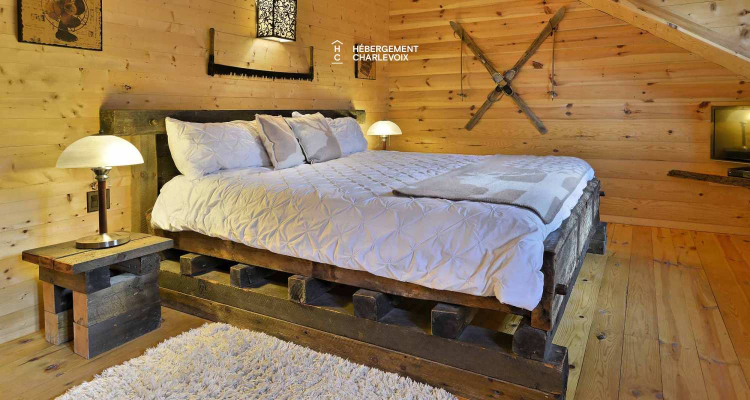 CAB-30 - A very large half-log cabin in the heart of the Canadian forest.