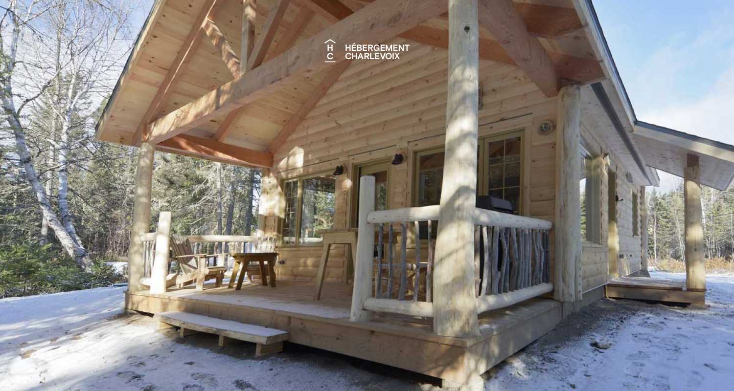 CAB-15-5 - LOCATED 500 M FROM THE MONT GRAND-FONDS SKI RESORT