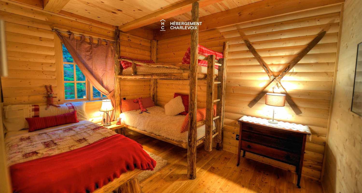 CAB-10 - Expérience inoubliable en plein coeur de la forêt!