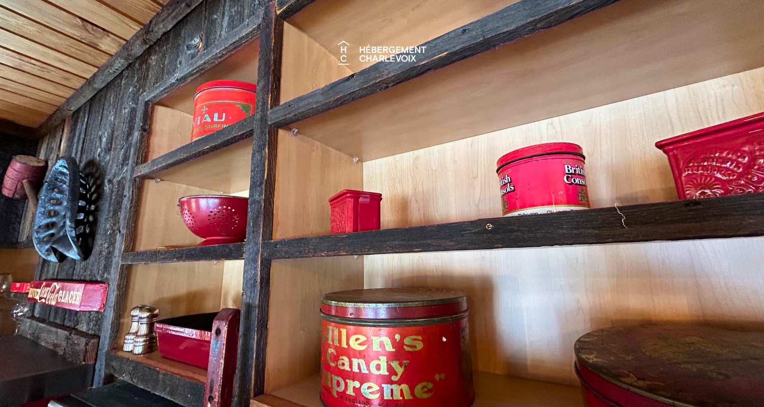 CAB-20 - A very large half-log cabin in the heart of the Canadian forest.