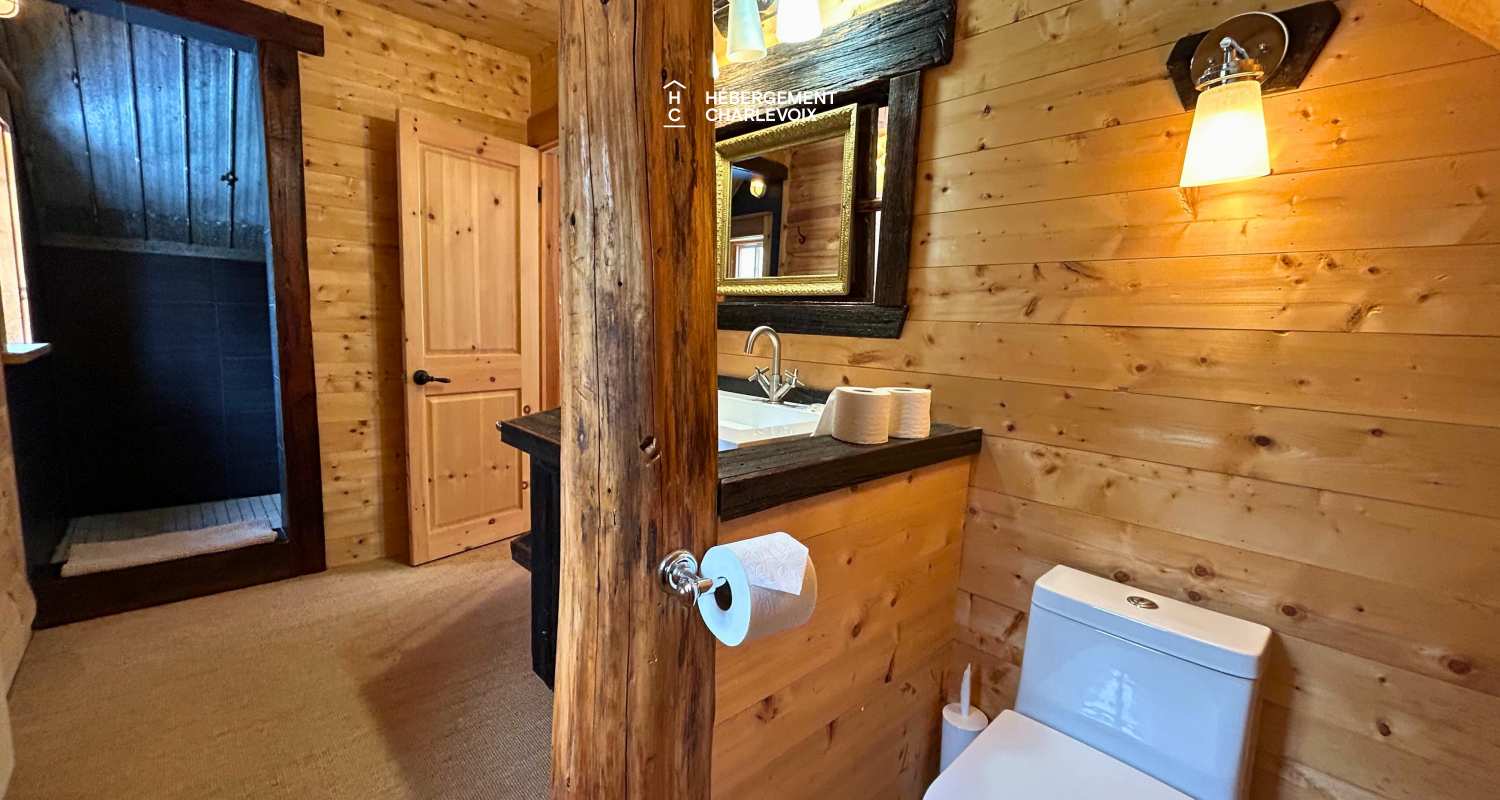 CAB-20 - A very large half-log cabin in the heart of the Canadian forest.