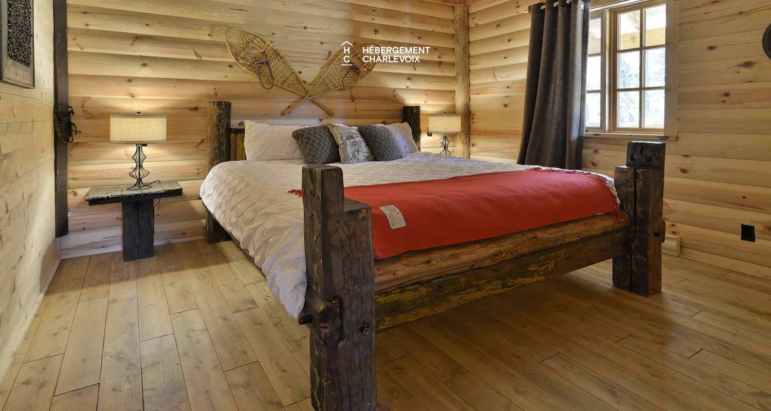 CAB-20 - A very large half-log cabin in the heart of the Canadian forest.