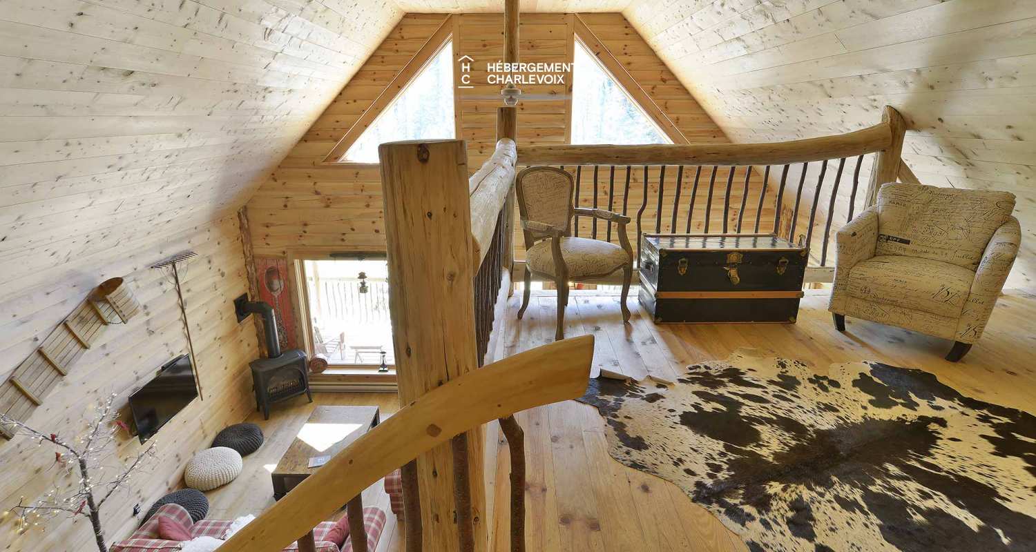 CAB-20 - A very large half-log cabin in the heart of the Canadian forest.