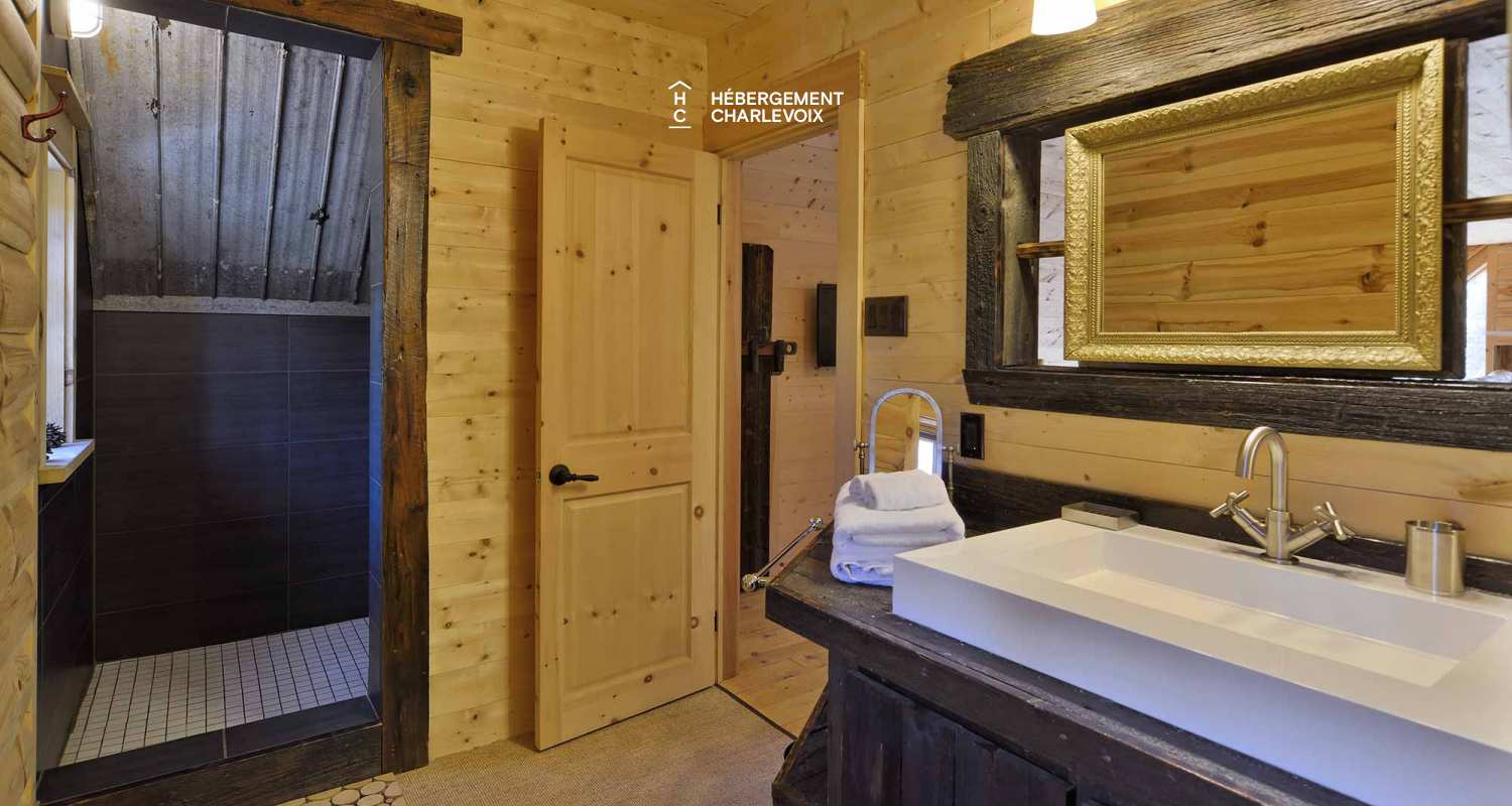 CAB-20 - A very large half-log cabin in the heart of the Canadian forest.