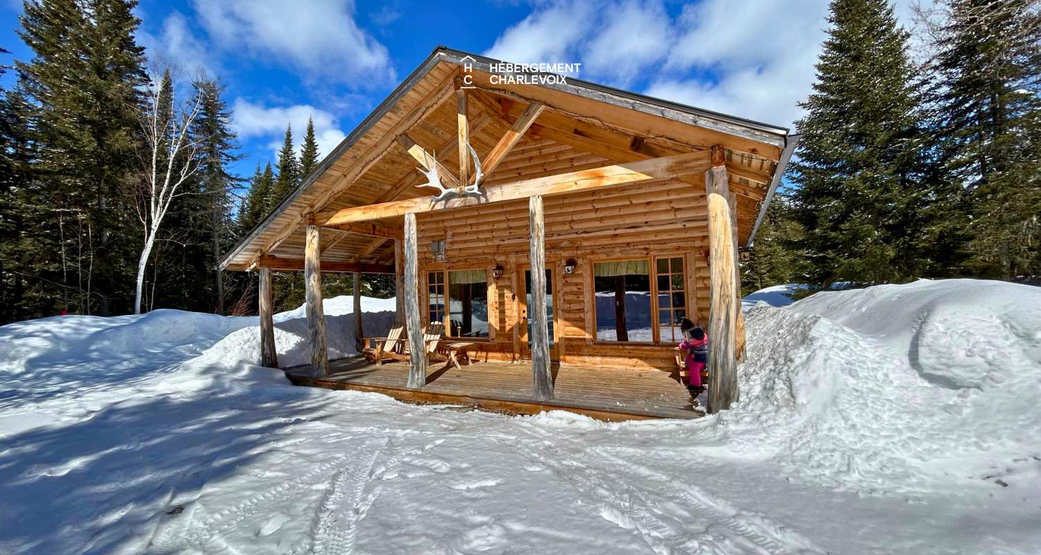 CAB-15-1 - LOCATED 500 M FROM THE MONT GRAND-FONDS SKI RESORT