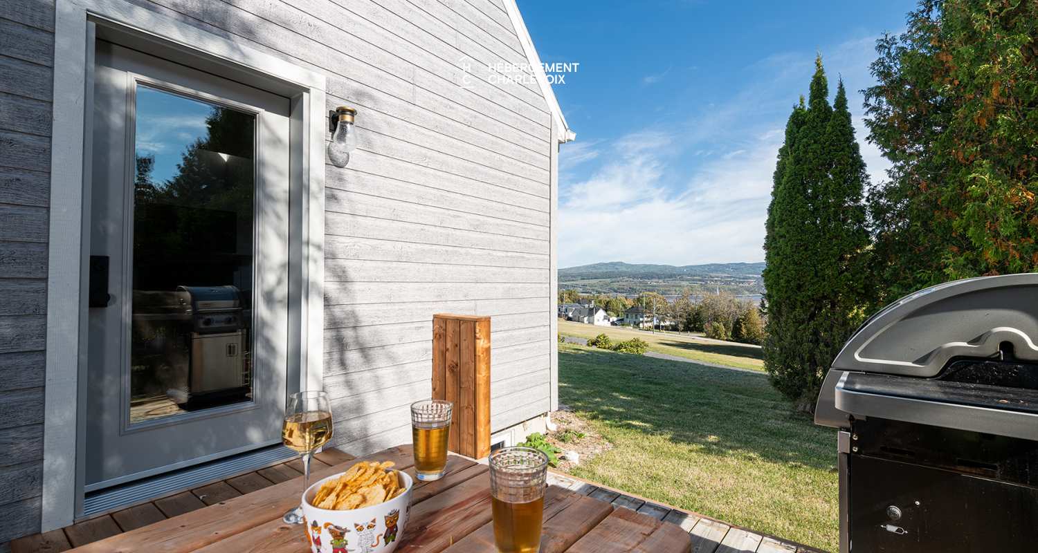 CAN-115 - Modern chalet near the Casino