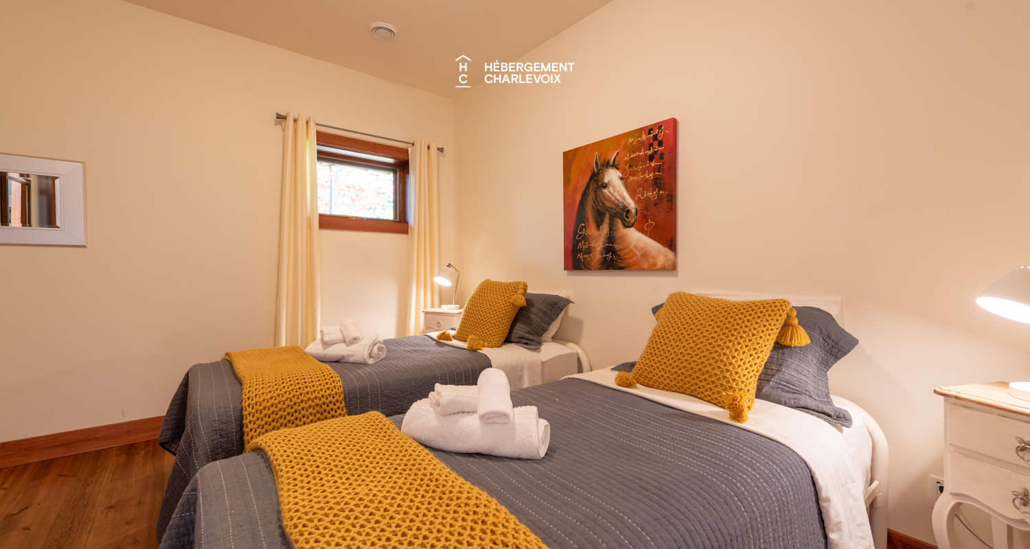 CHA-46 - A majestic panoramic view