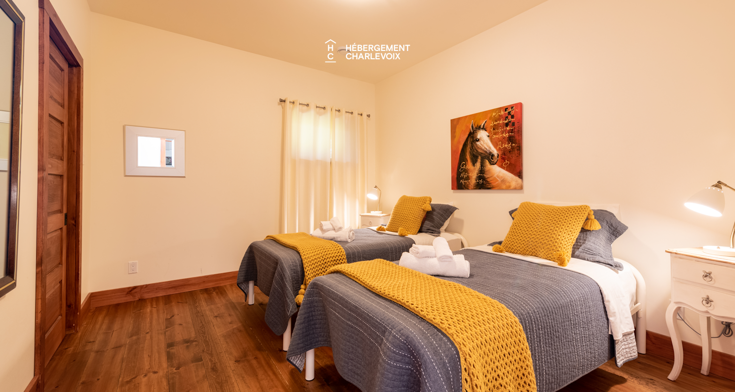 CHA-46 - A majestic panoramic view