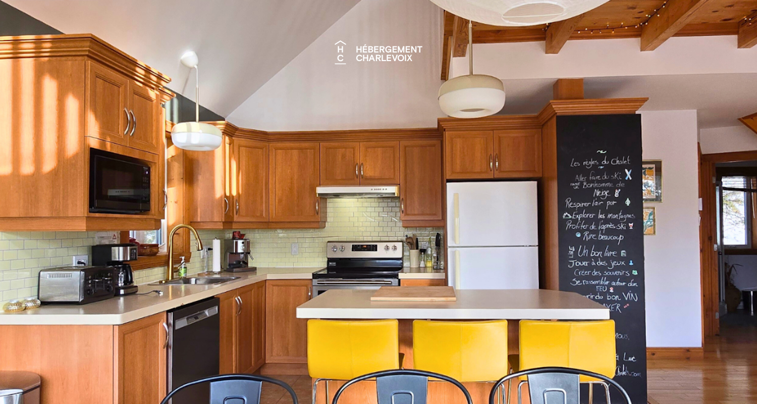 MONT-37 - À proximité du centre-ville de Baie-Saint-Paul