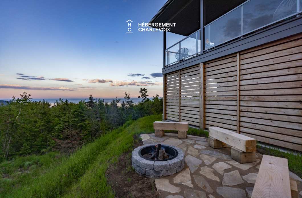 CHM-269 - L'une des plus belles villas dans Charlevoix