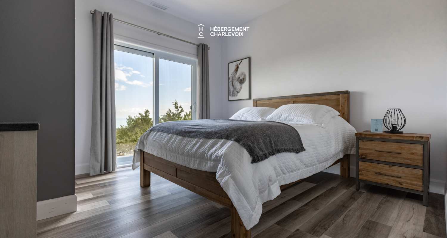 CHM-269 - Contemporary house for an escapade with friends or family