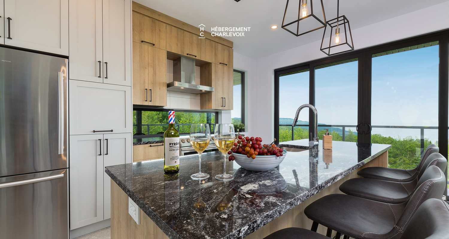 CHM-269 - Contemporary house for an escapade with friends or family