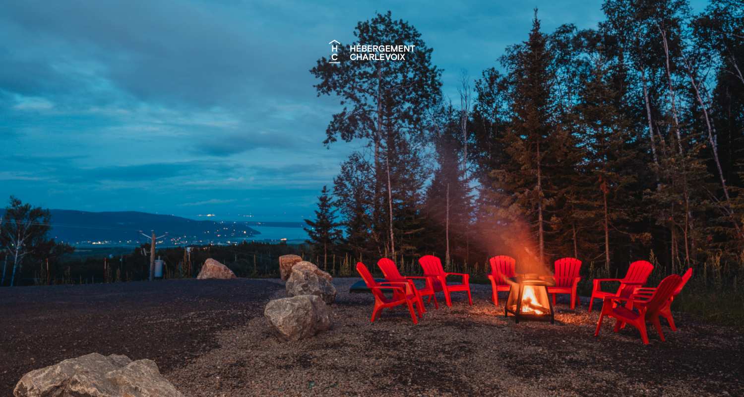 CHO-155 - Modernité et confort en plein centre de la nature Charlevoisienne!