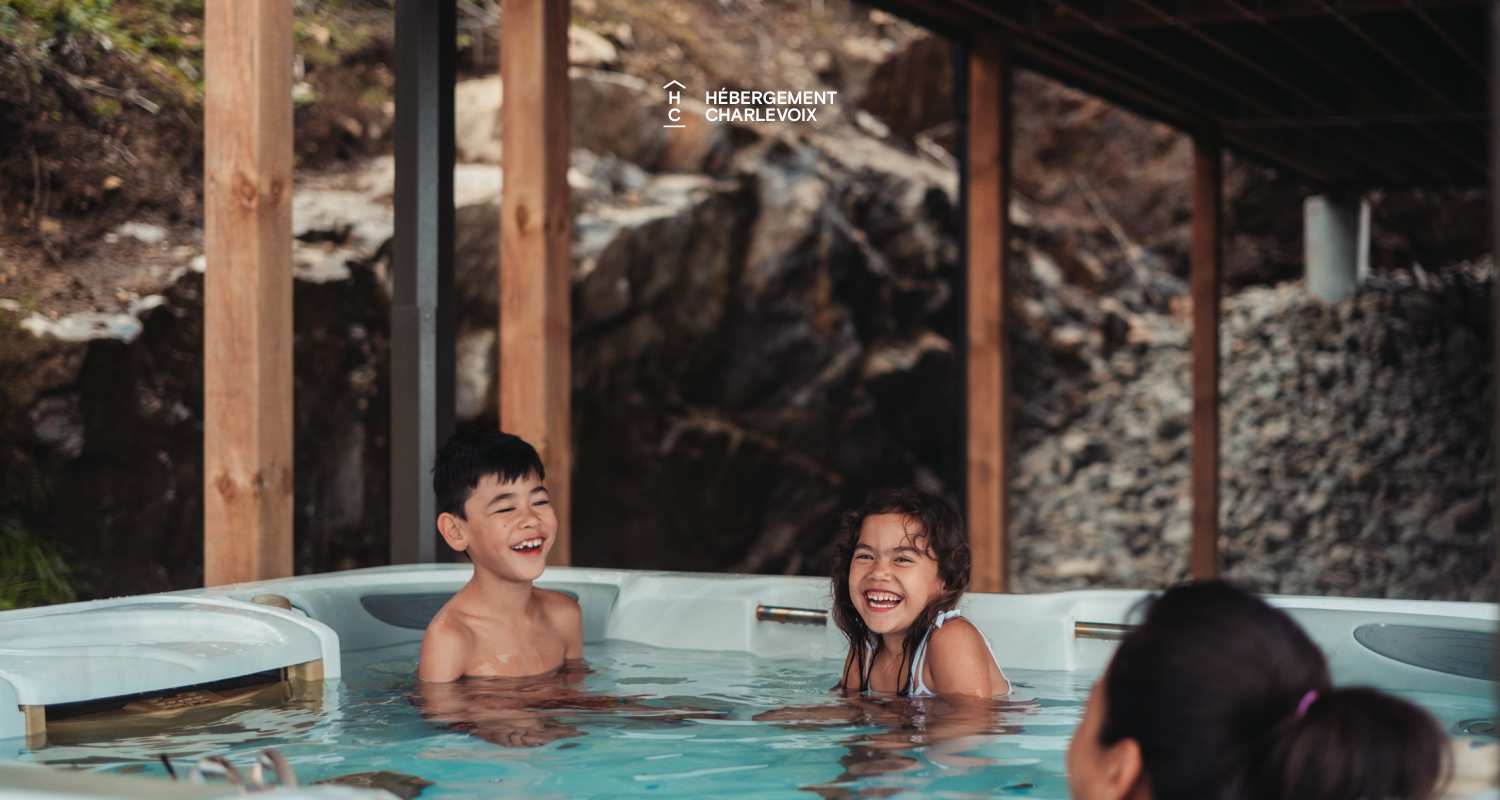 CHO-155 - Modernité et confort en plein centre de la nature Charlevoisienne!