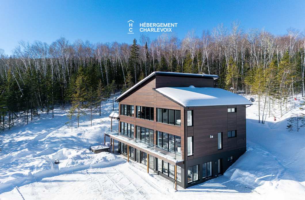 CHO-155 - Modernité et confort en plein centre de la nature Charlevoisienne!