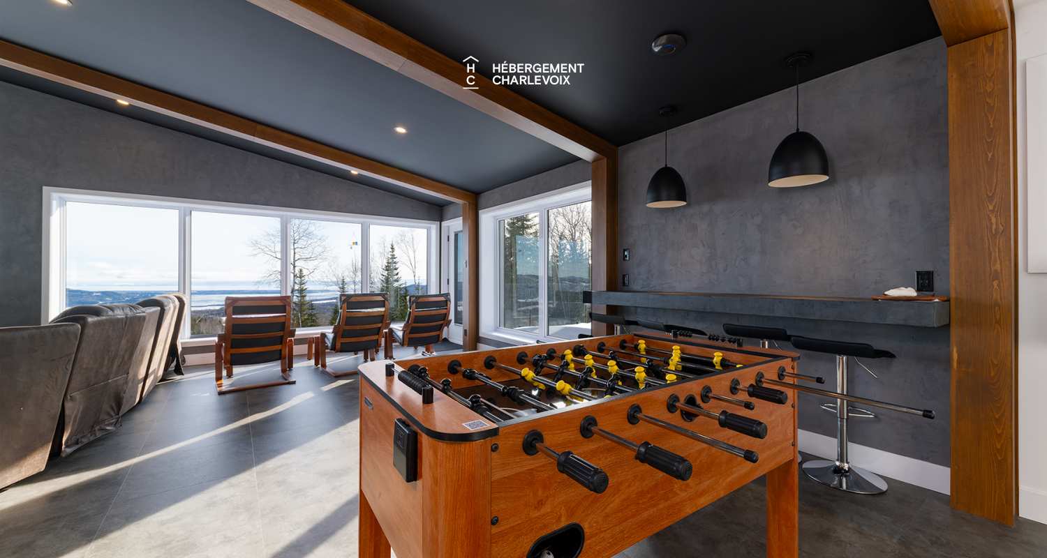 CHO-155 - Modernité et confort en plein centre de la nature Charlevoisienne!