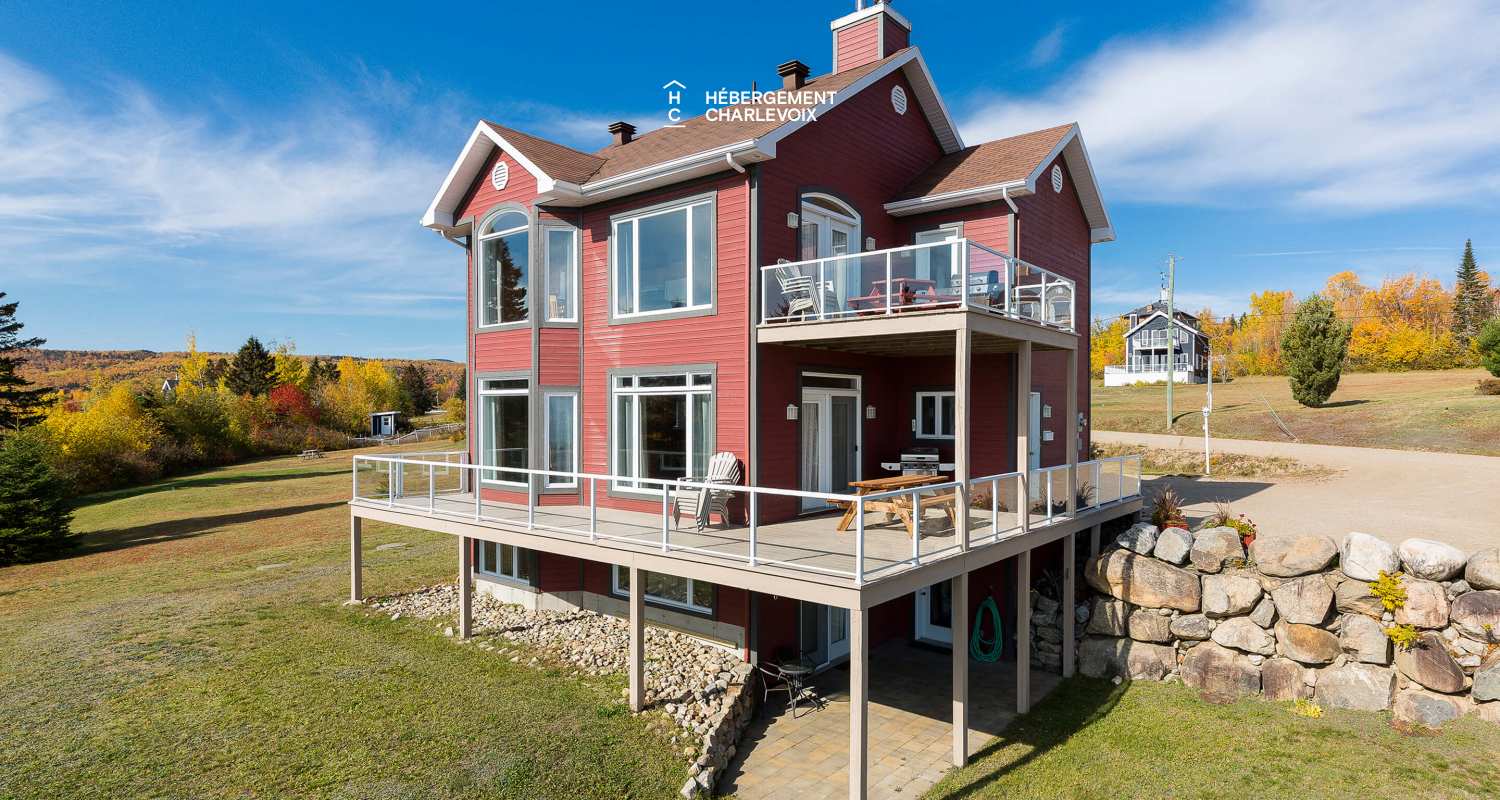 CIN-57-2 - Book for 2 families, while respecting sanitary measures, since this residence is designed to convert into two separate units.