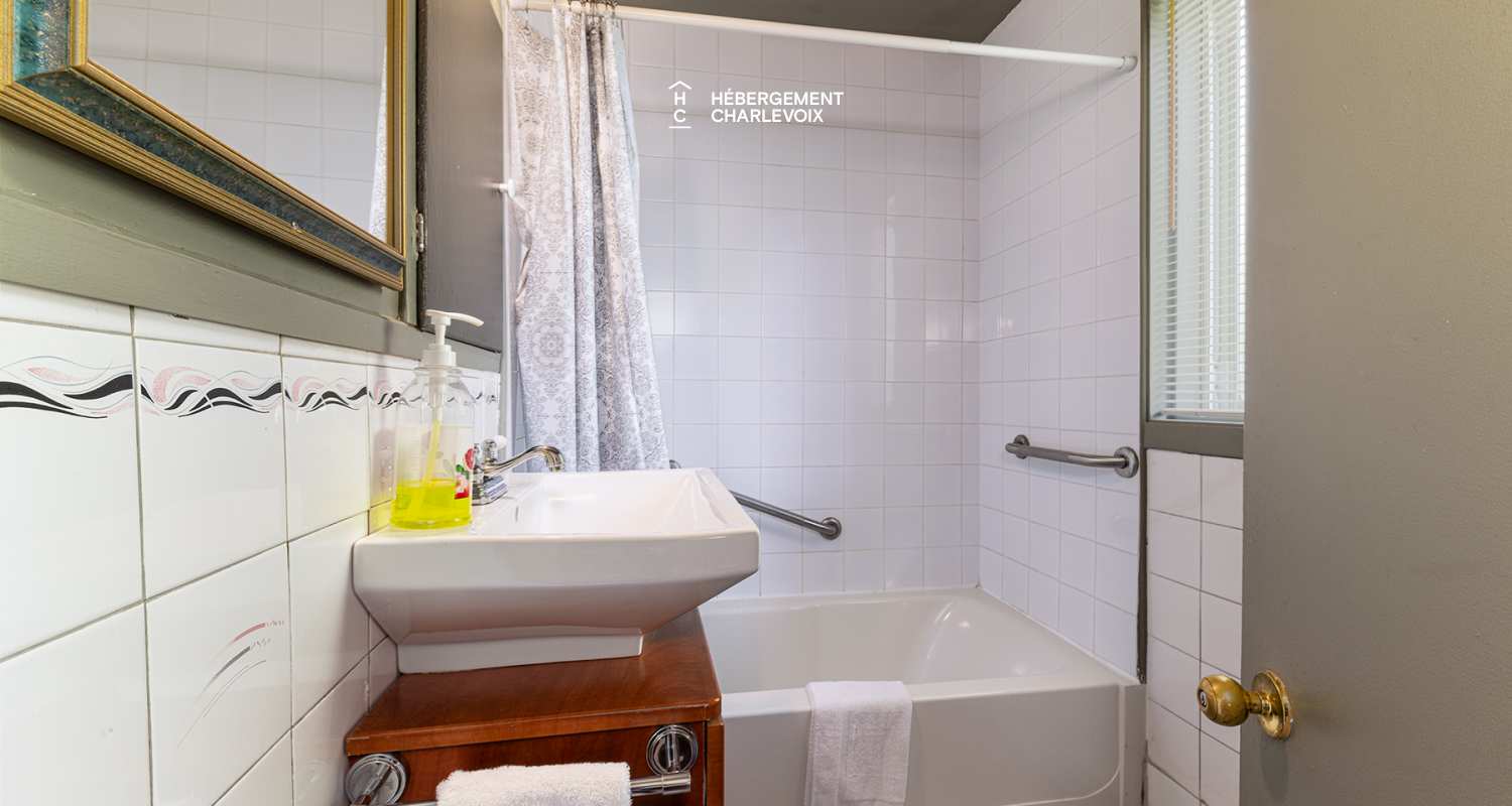 CLA-26 - Close to all services in Baie-Saint-Paul