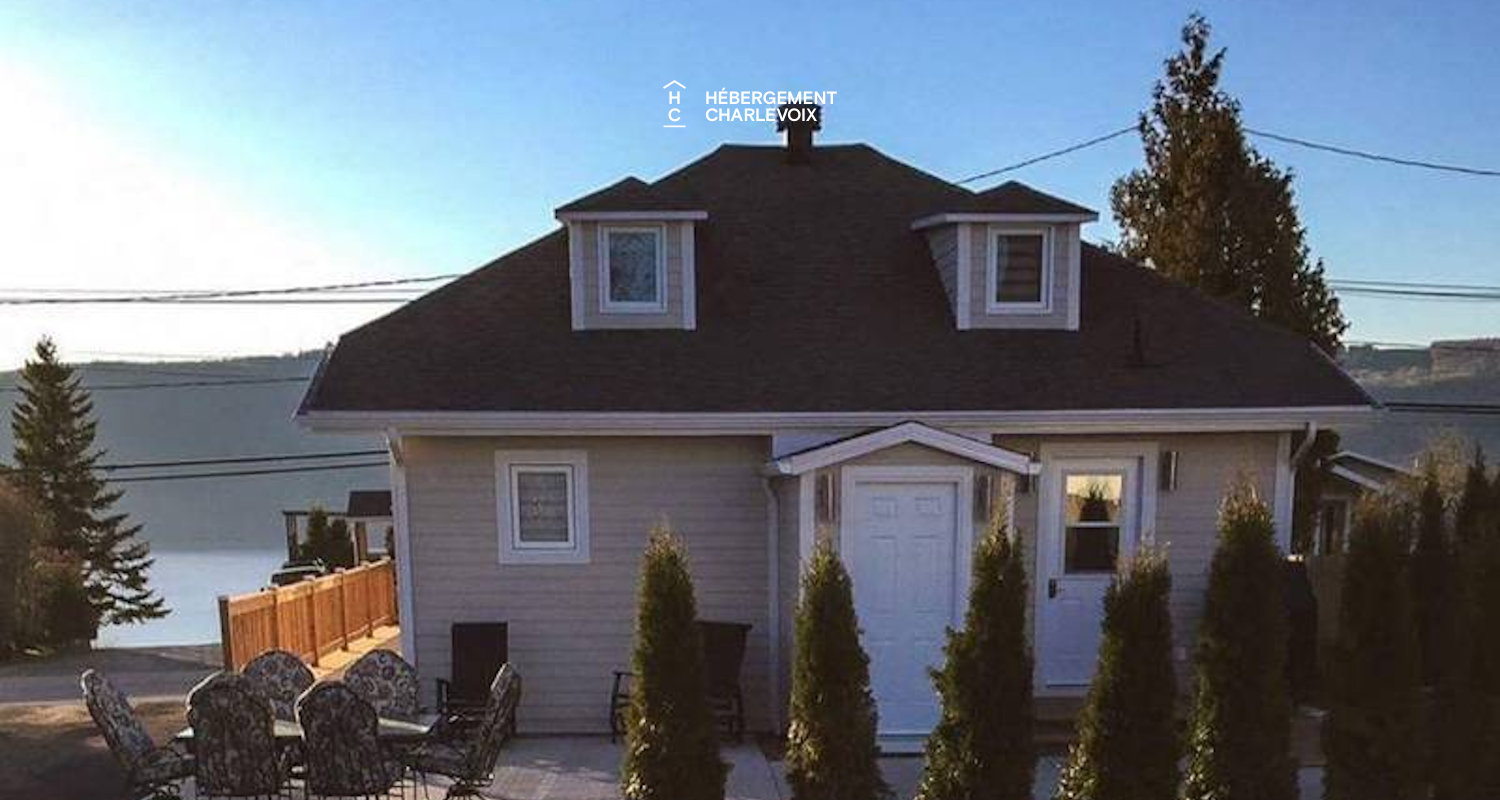 COU-1181 - In harmony with the St-Lawrence River!