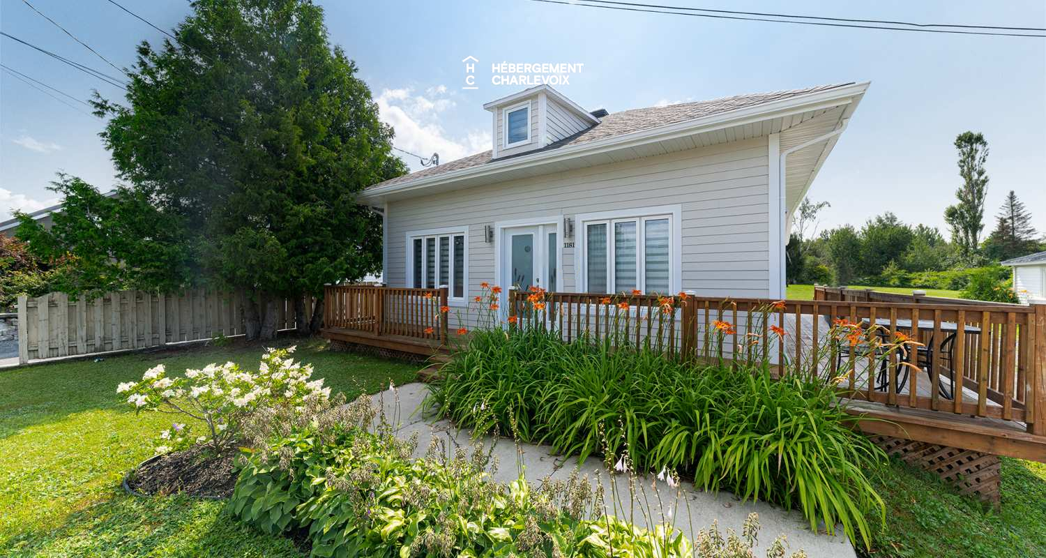 COU-1181 - In harmony with the St-Lawrence River!