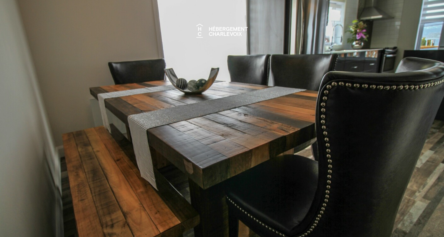 COU-1181 - In harmony with the St-Lawrence River!