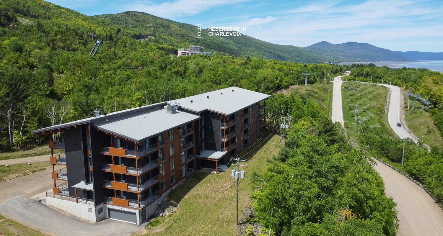 Cache 1 chambre, 1 lit Queen, 1 divan-lit, Rez-de-chaussée - At less than 200 meters