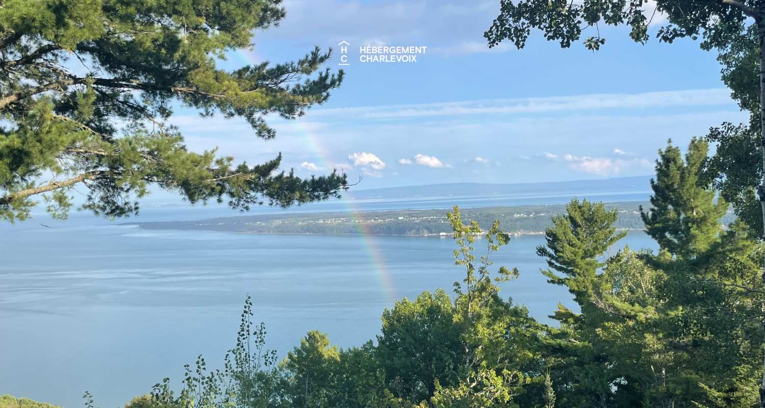 DAM-330 - Breathtaking view of the St. Lawrence River.