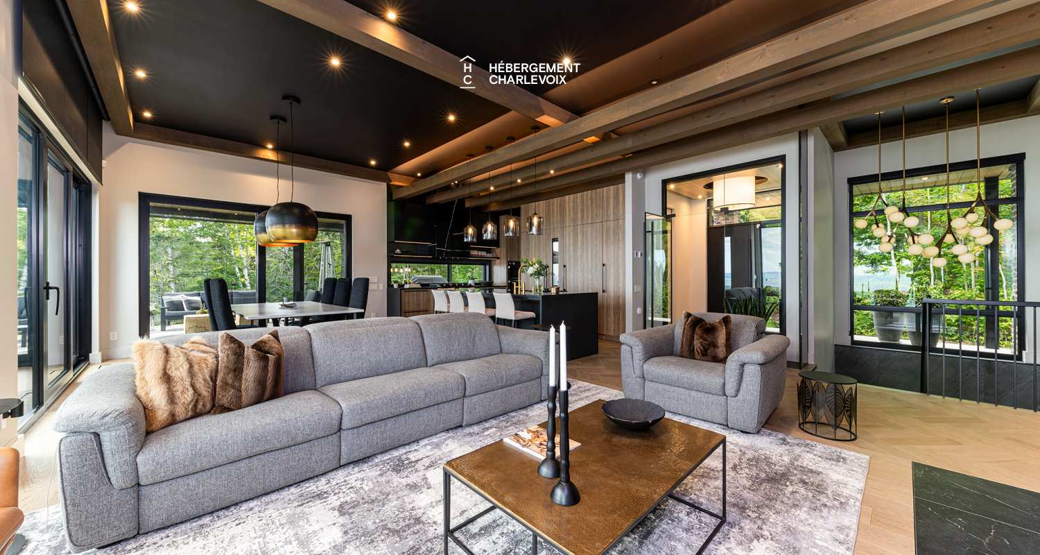 DAM-330 - Breathtaking view of the St. Lawrence River.