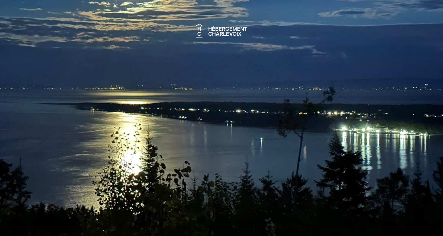 DAM-330 - Breathtaking view of the St. Lawrence River.