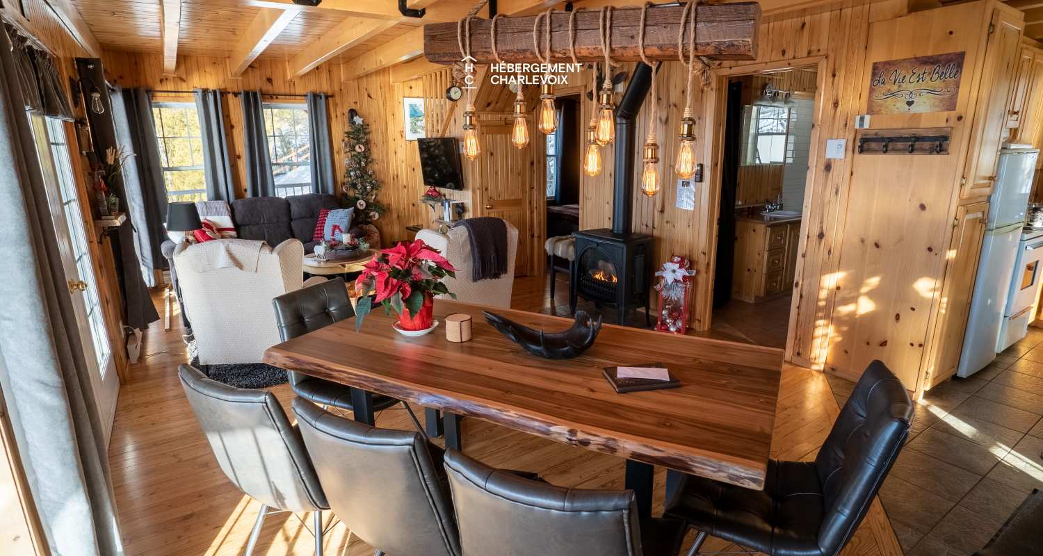 DOU-280 - Charmant chalet surplombant la plage de Baie-Saint-Paul